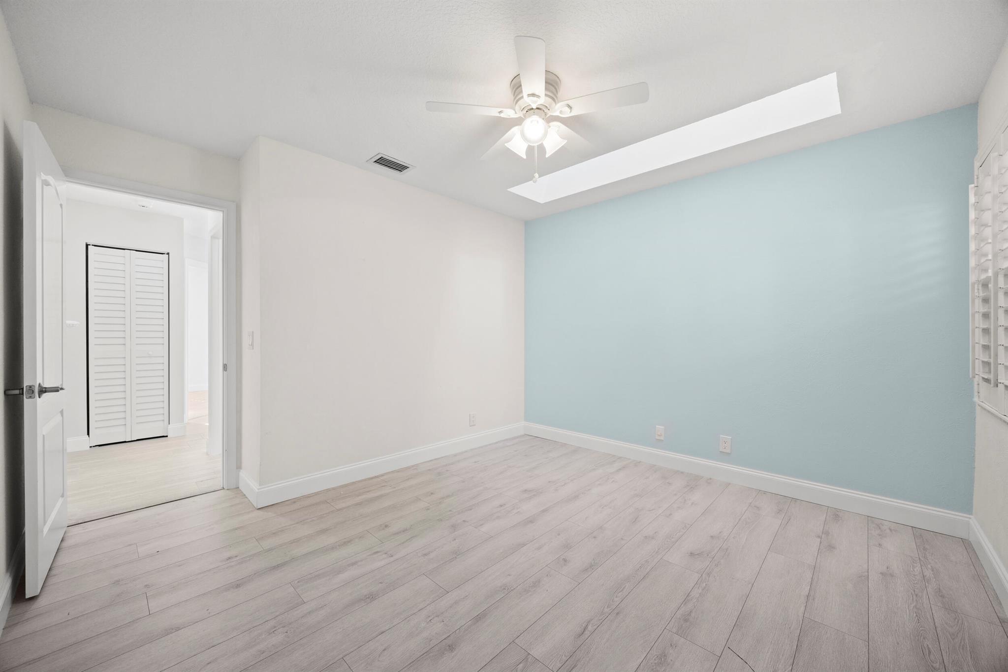 PGA RESORT COMMUNITY OF E - Residential