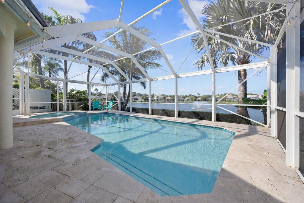 Photo of 122 Eagleton Lane, Palm Beach Gardens, FL 33418 (MLS # R11148840)