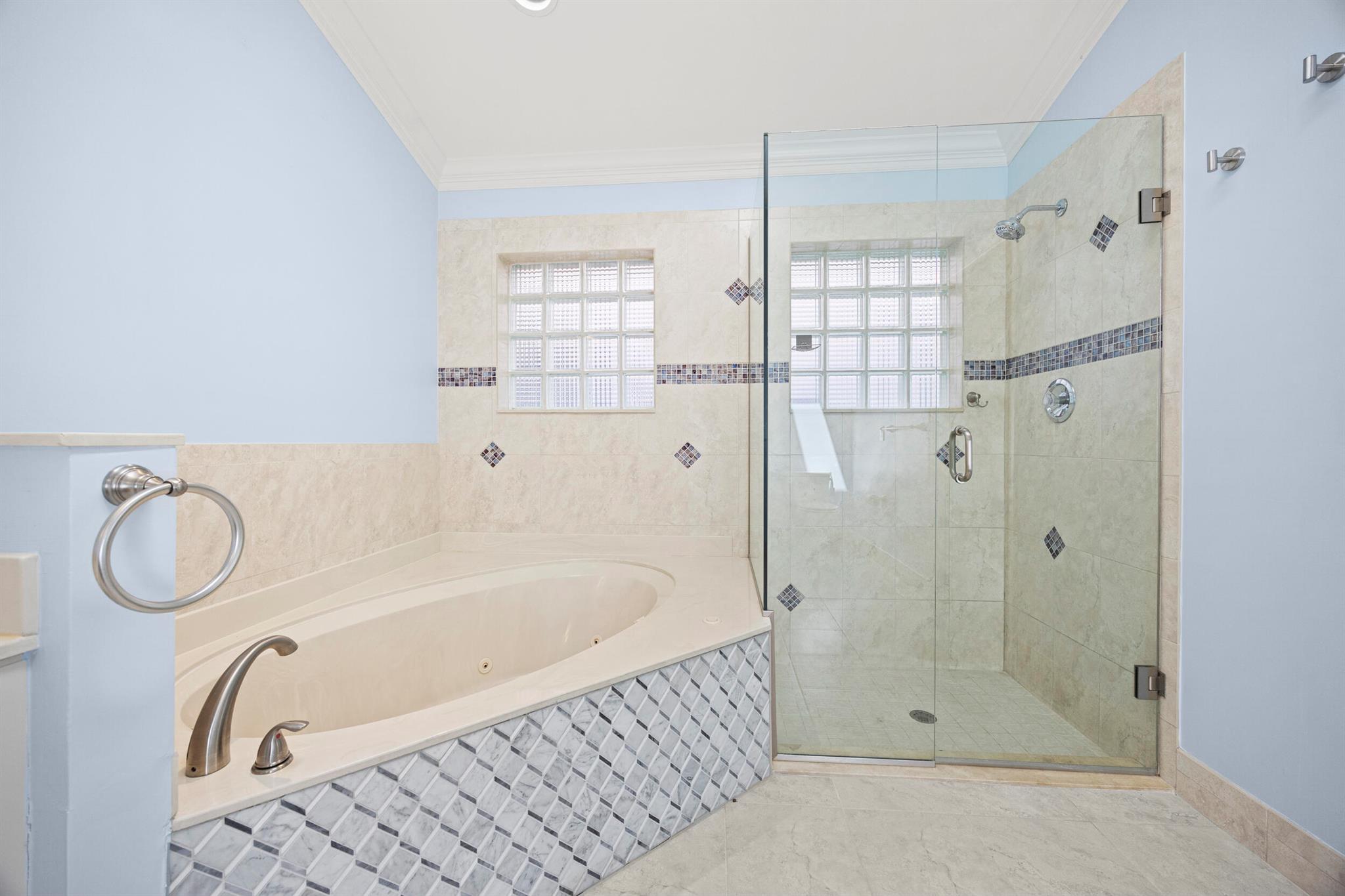 PGA RESORT COMMUNITY OF E - Residential