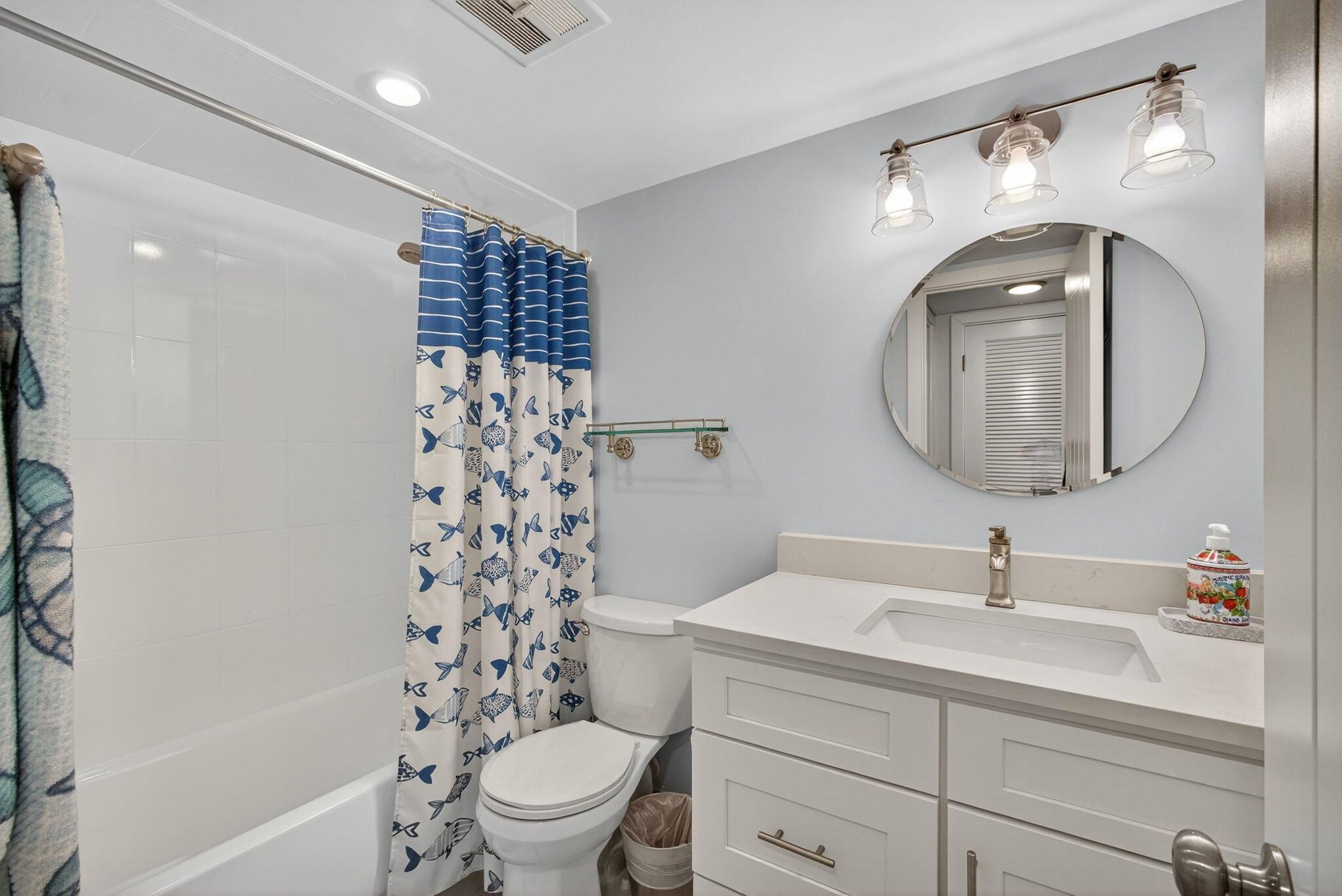 Paradise Harbour Condo - Residential