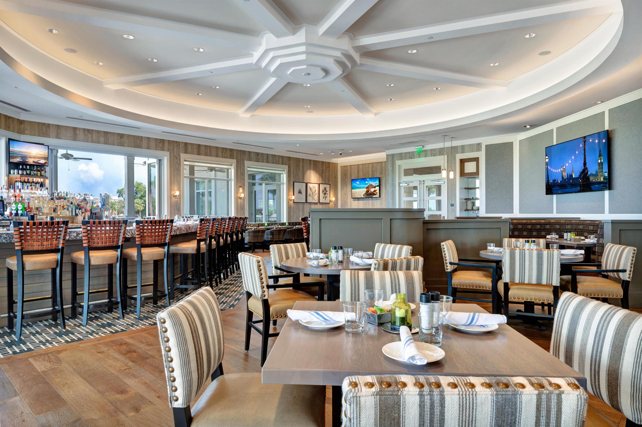 Paradise Harbour Condo - Residential