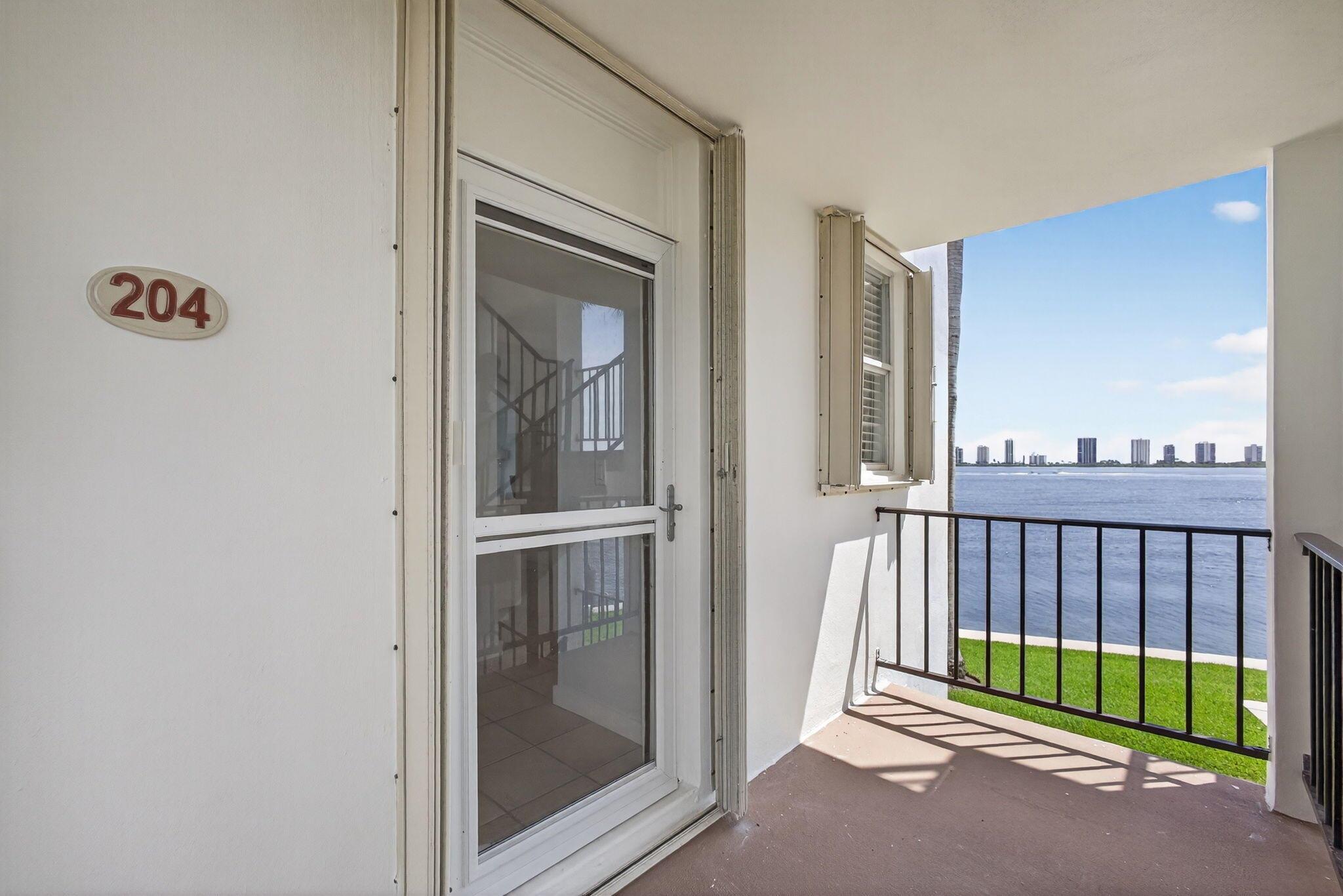 Paradise Harbour Condo - Residential