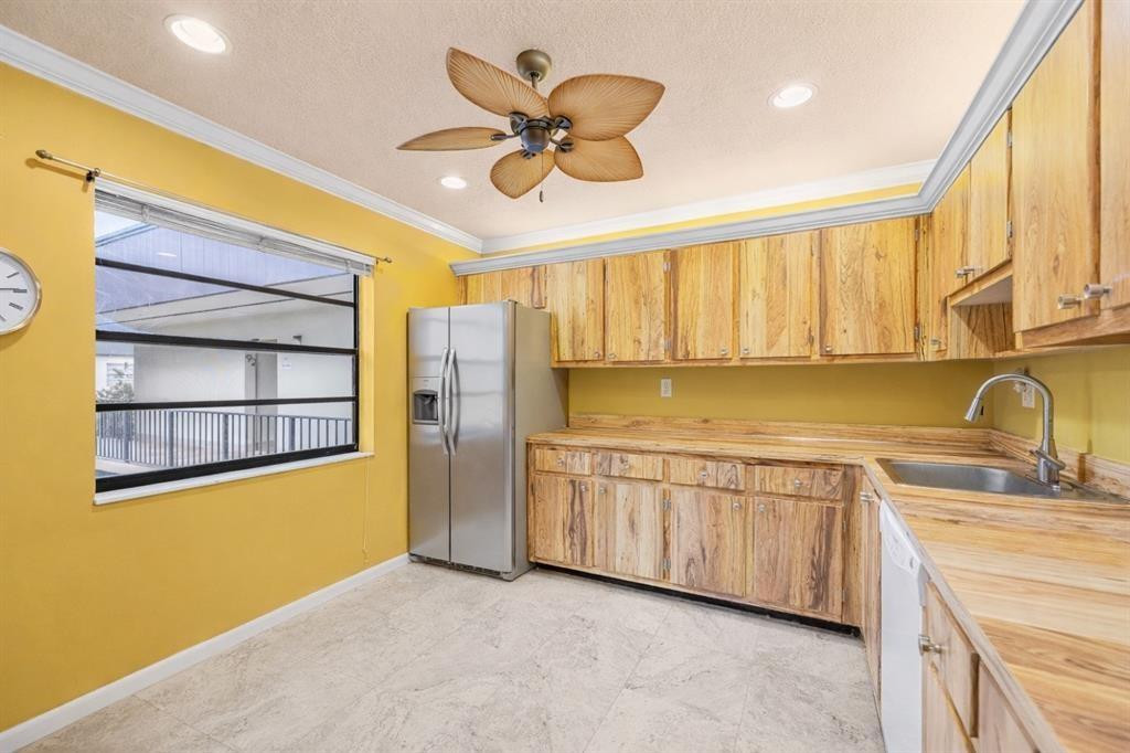 View photos, virtual tours, details... 94 Capri B B