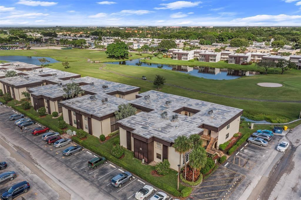 KINGS POINT - Residential