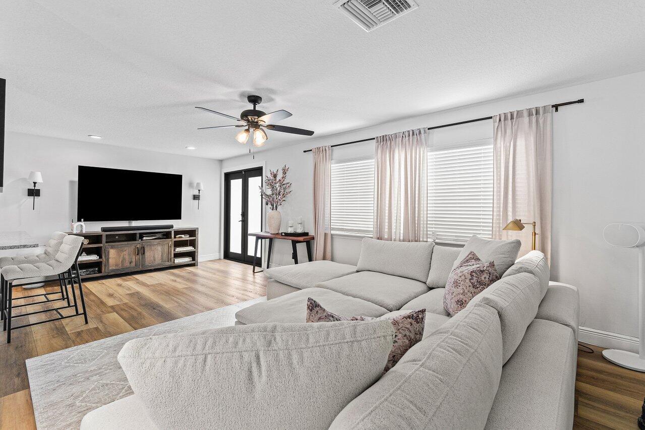 3373 Bermuda Road