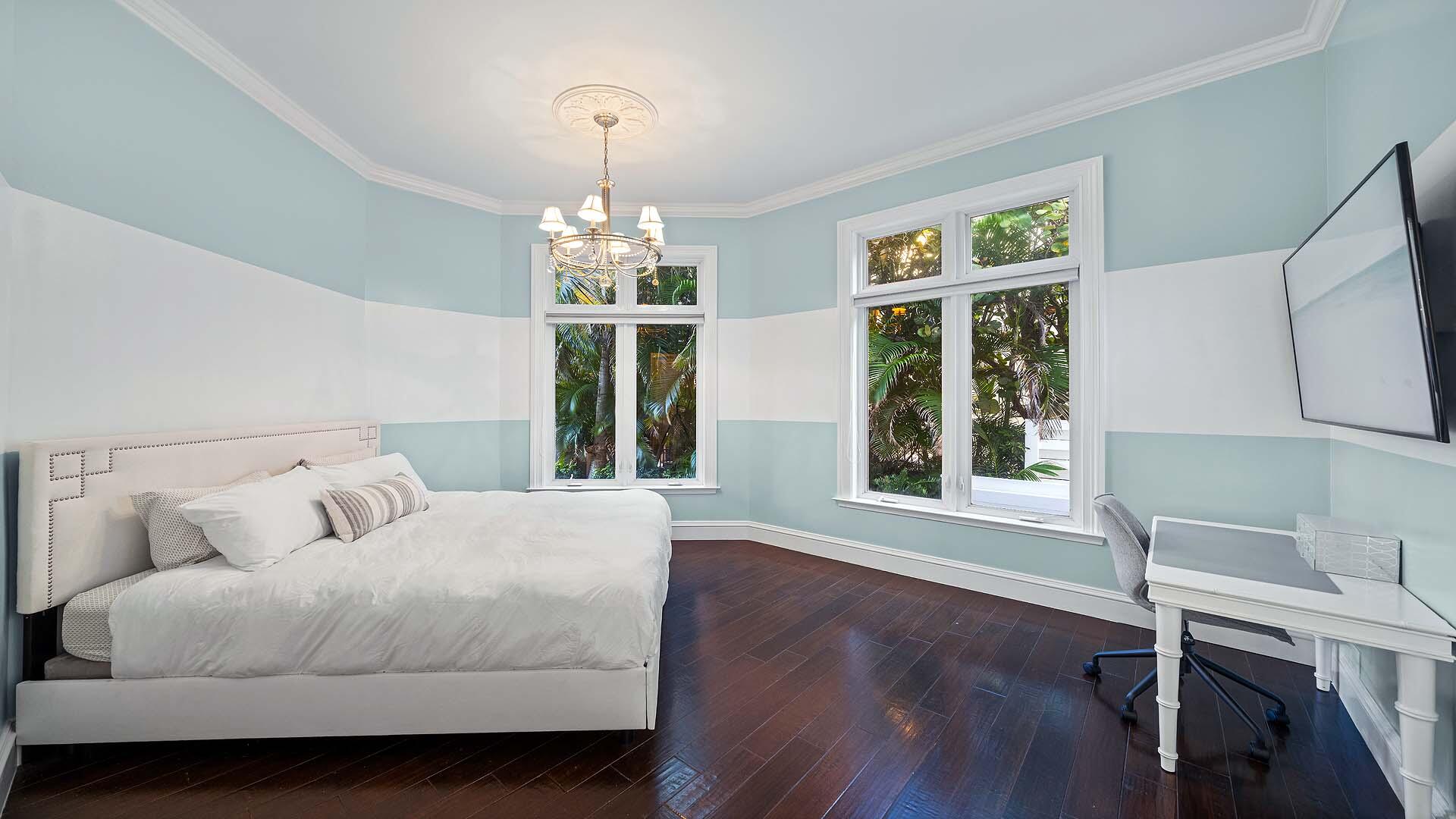 PALM BEACH SHORE ACRES - Residential