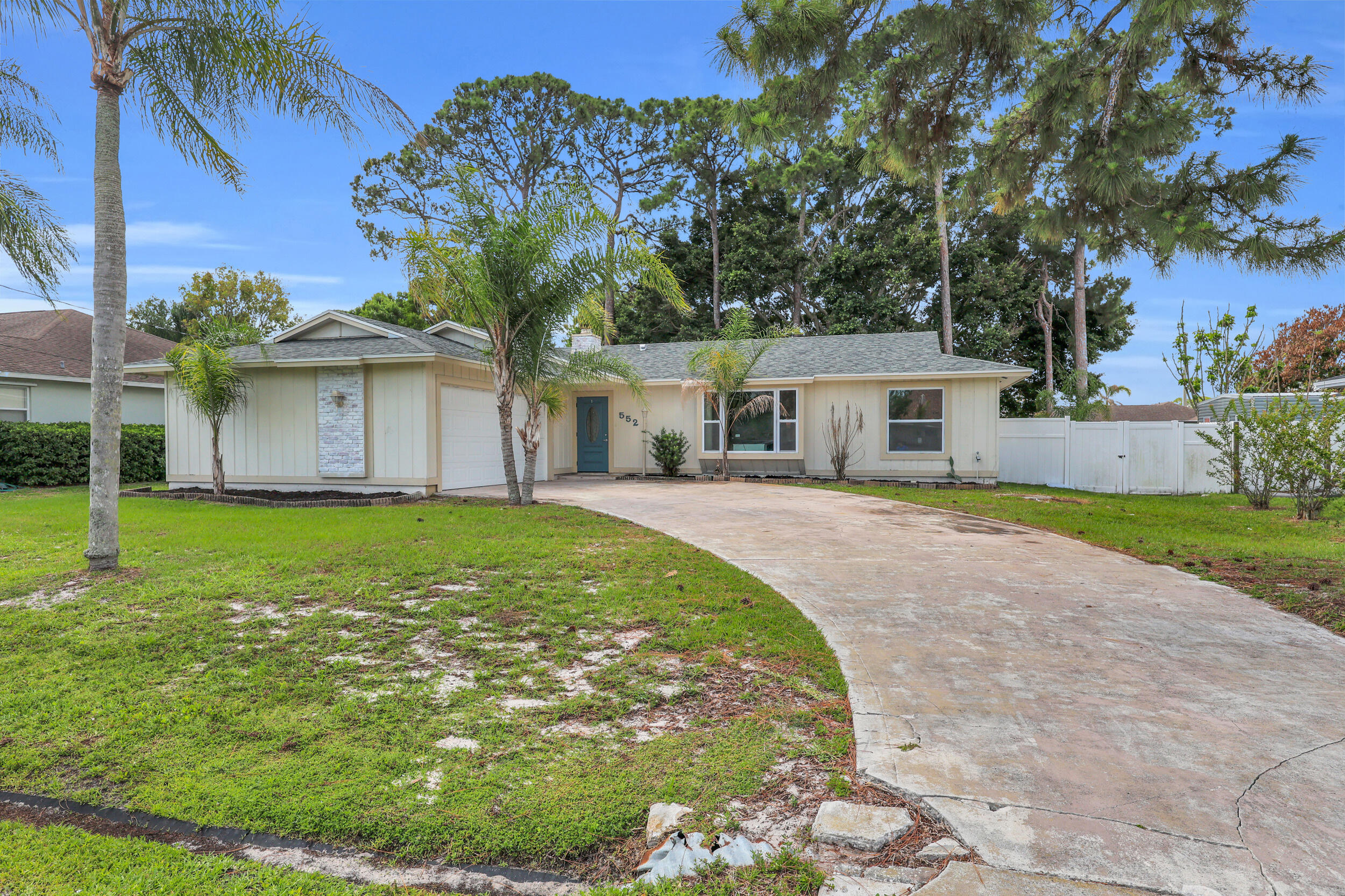 PORT ST LUCIE SECTION 4 - Residential