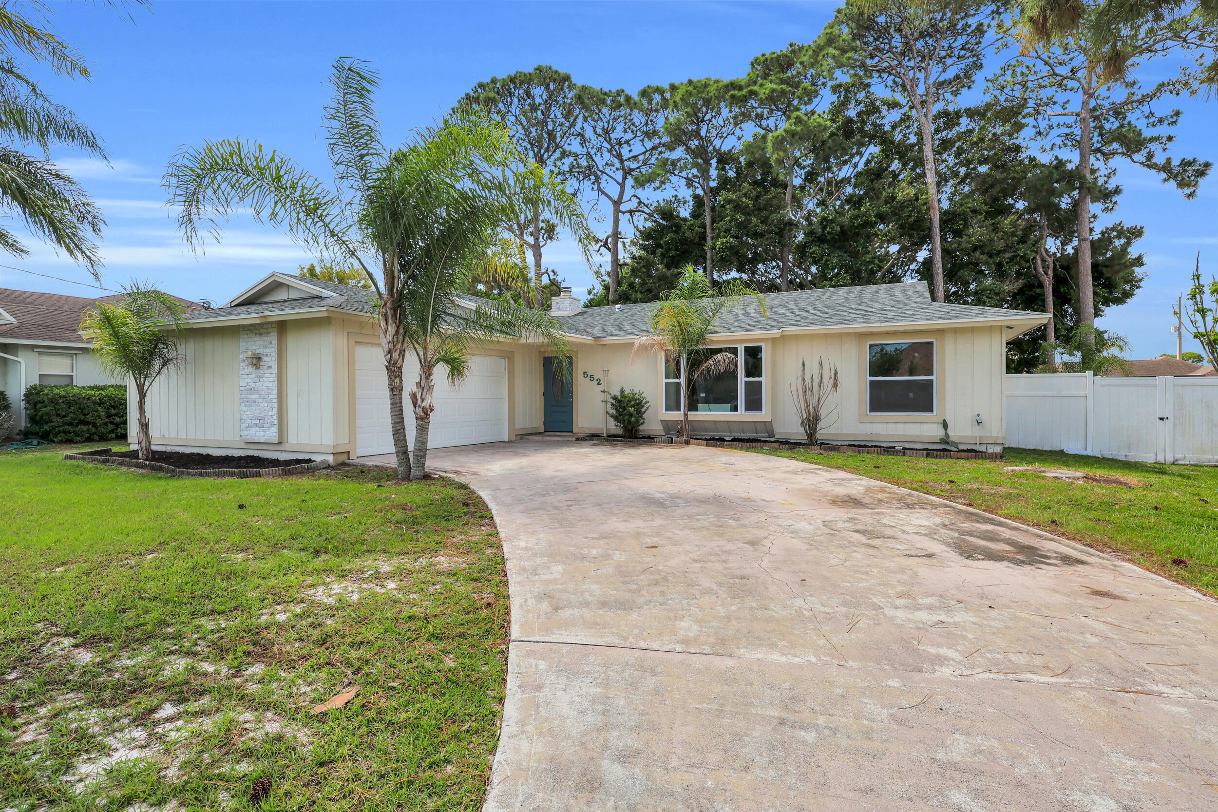 PORT ST LUCIE SECTION 4 - Residential