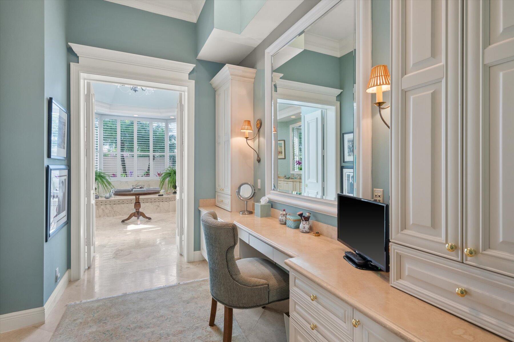 EQUESTRIAN CLUB ESTATES 1 - Residential