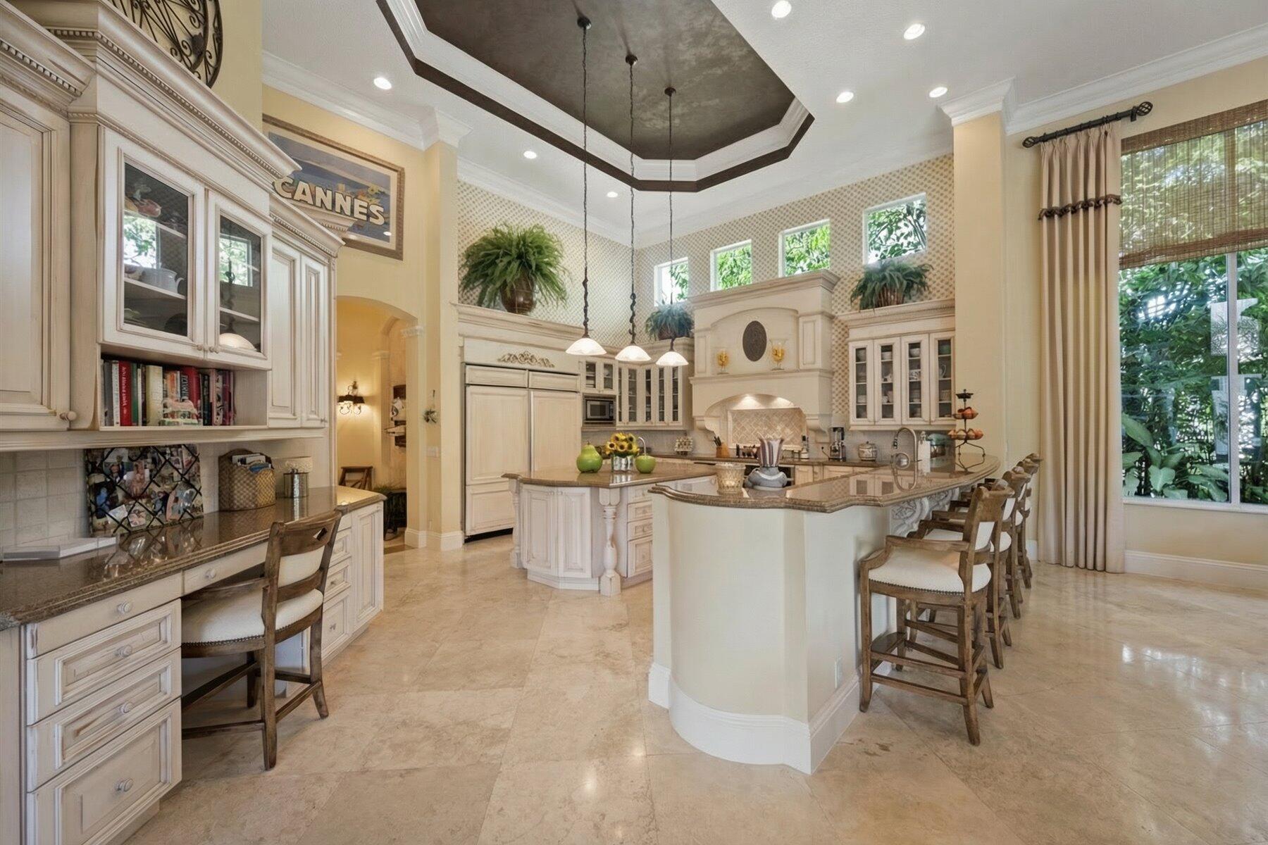 EQUESTRIAN CLUB ESTATES 1 - Residential