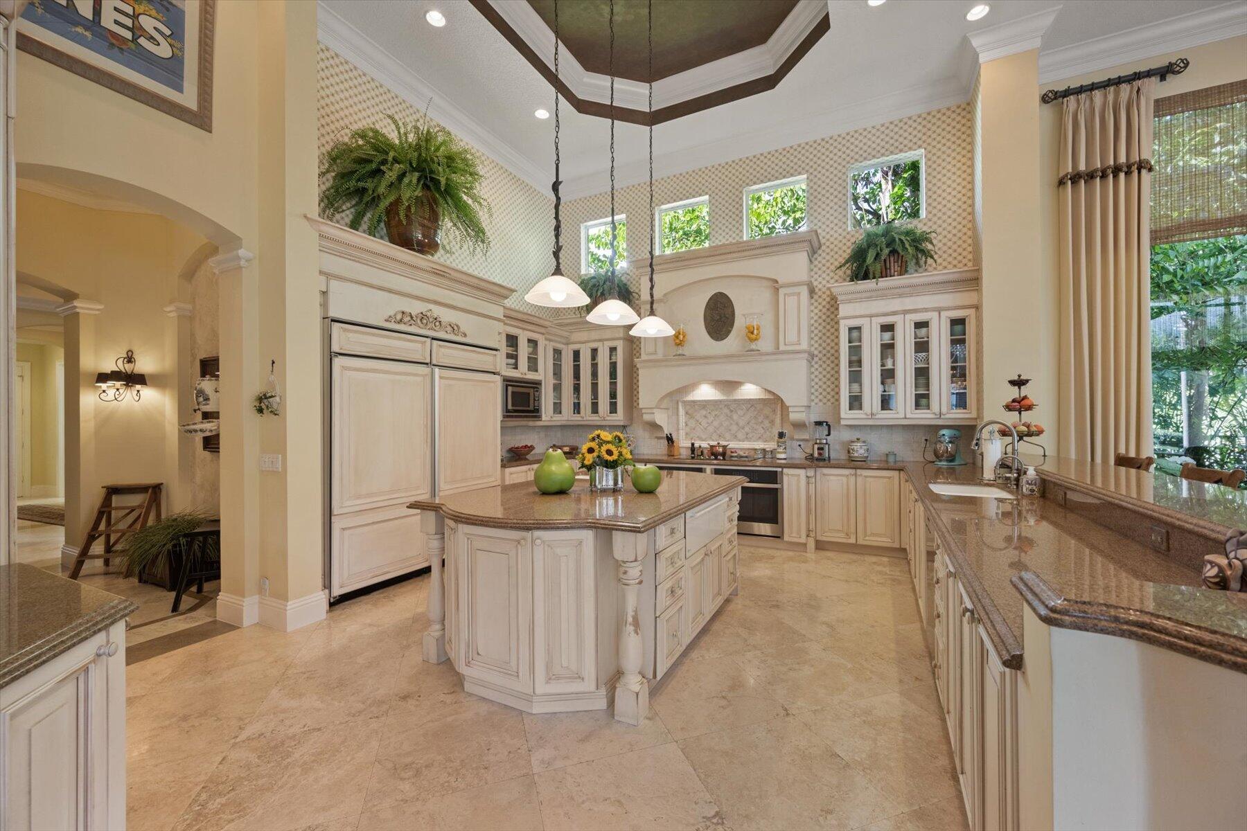 EQUESTRIAN CLUB ESTATES 1 - Residential