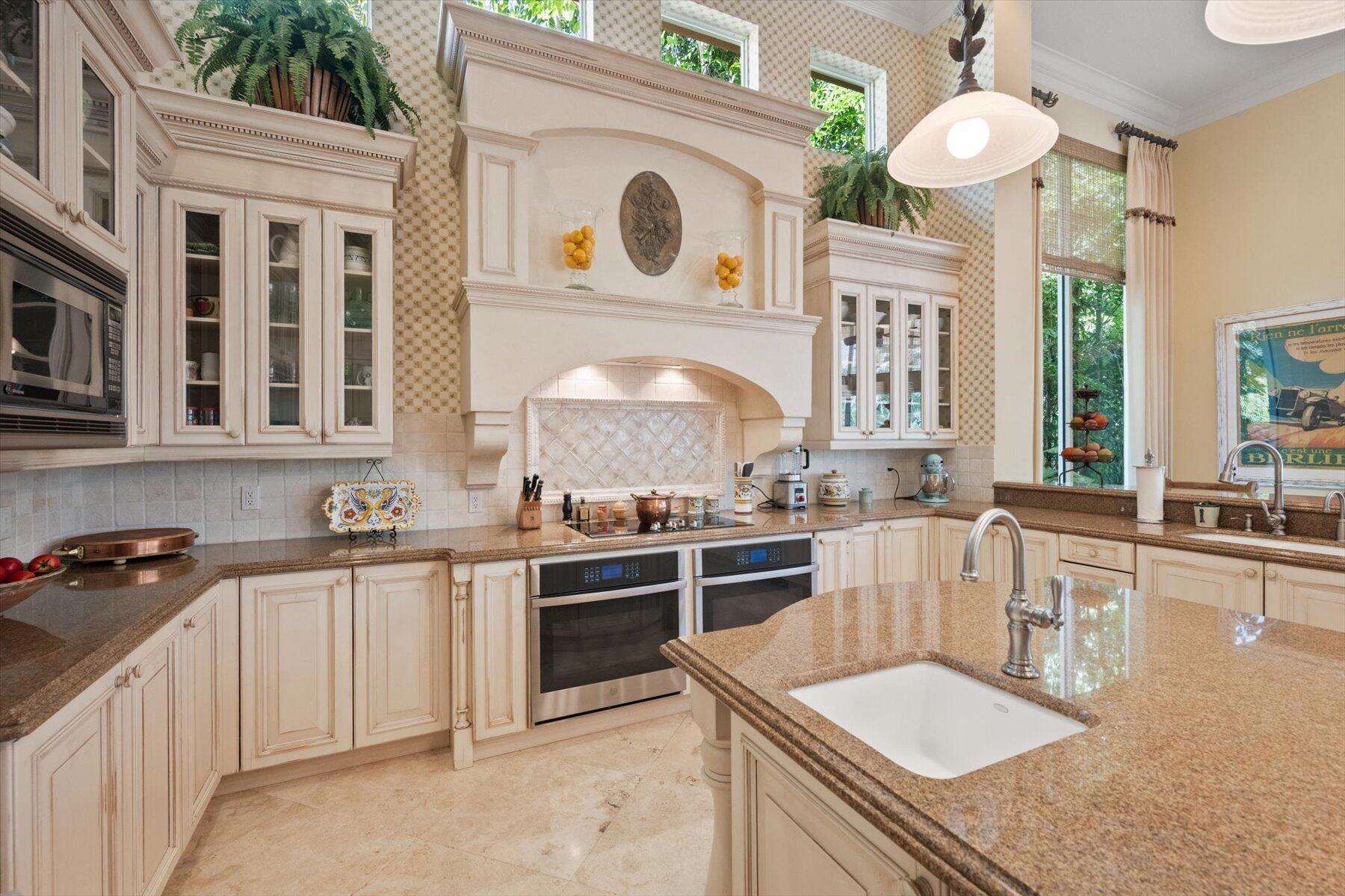 EQUESTRIAN CLUB ESTATES 1 - Residential