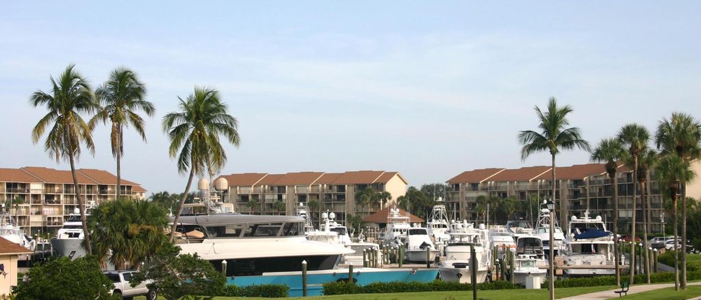 Photo of 901 Seafarer Circle #201, Jupiter, FL 33477 (MLS # R11062378)