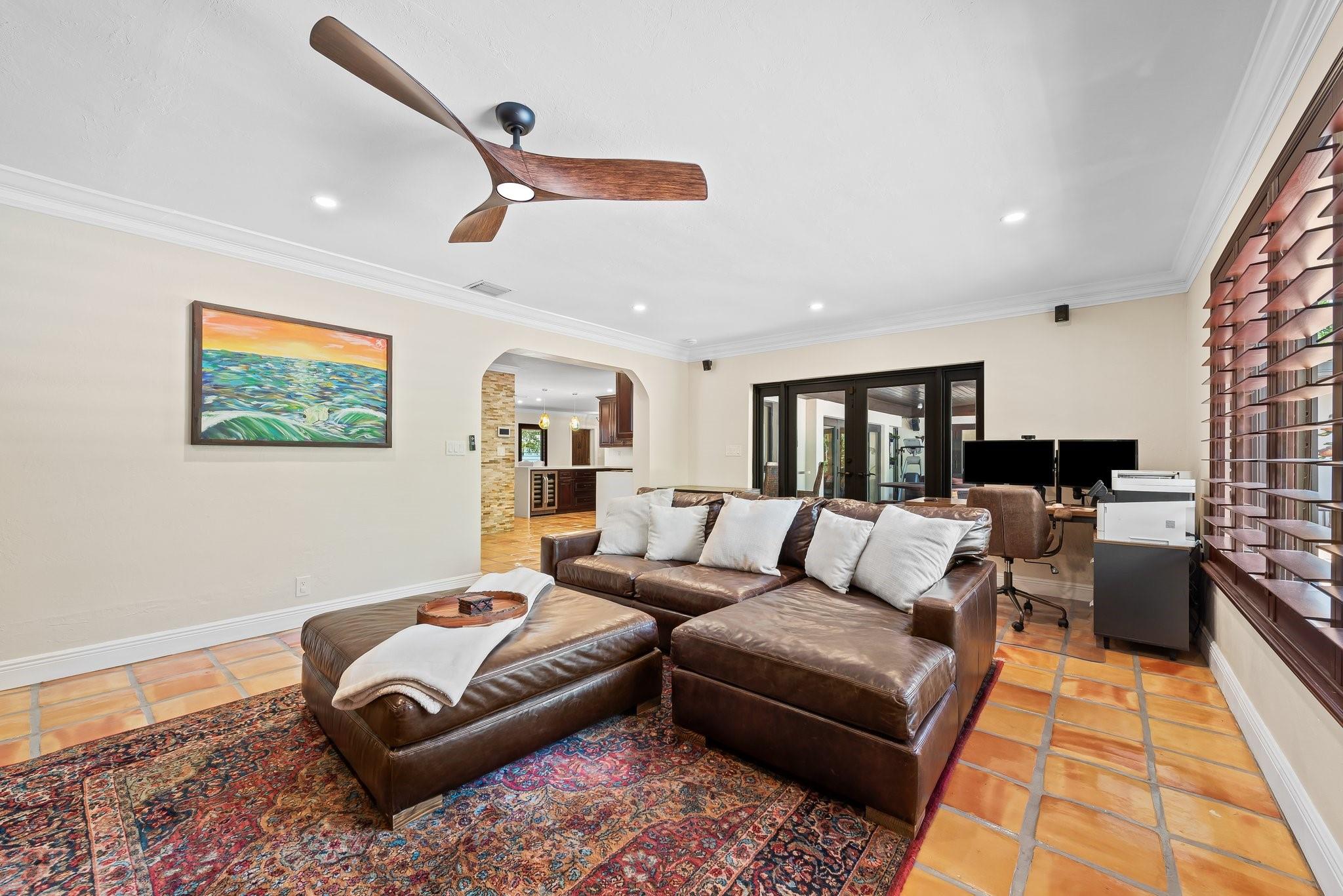 5750 SW 8th Ct