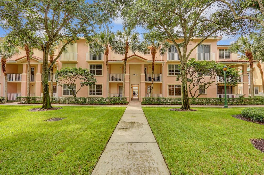 Photo of 4812 S Central Boulevard #16, Jupiter, FL 33458 (MLS # R11123793)