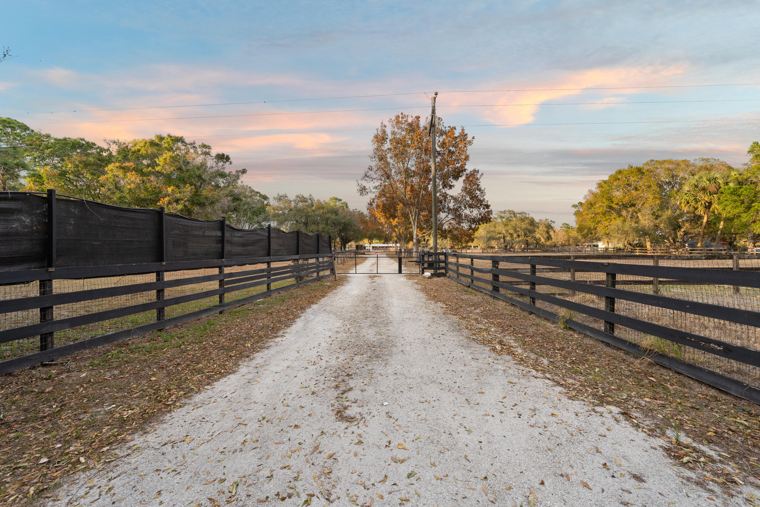 INDIAN MOUND TRAILS - Residential