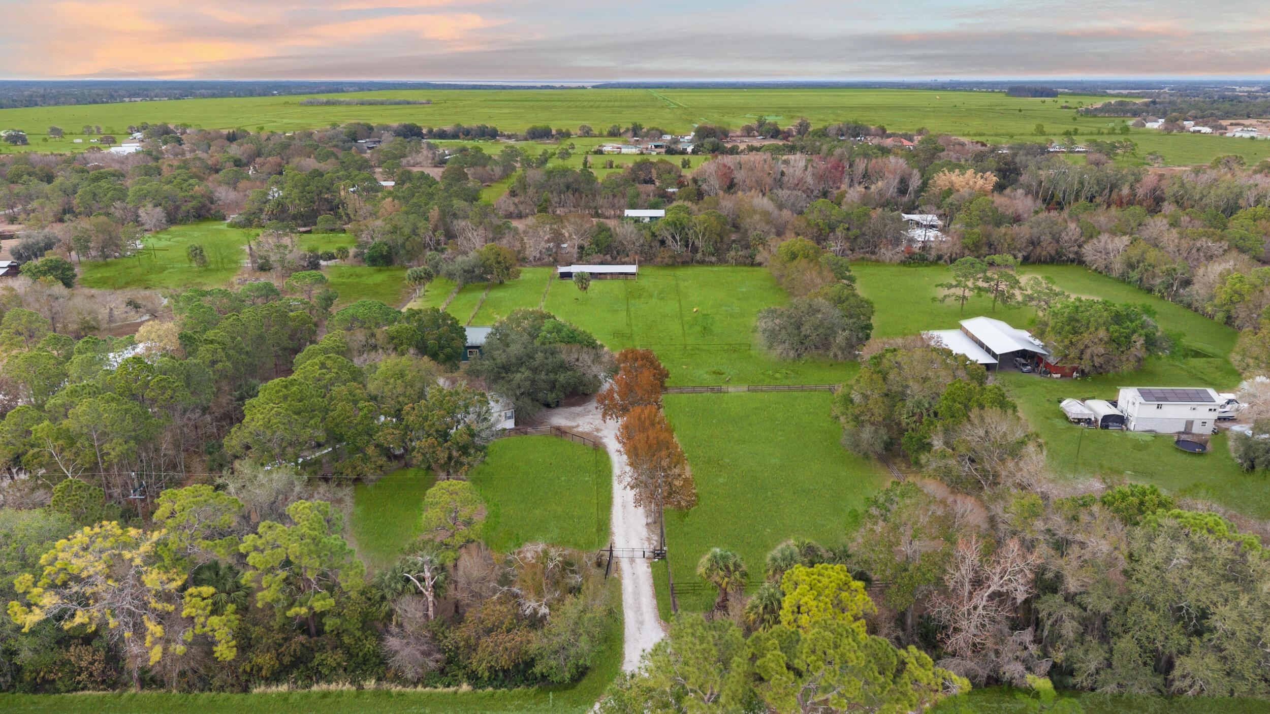 INDIAN MOUND TRAILS - Residential