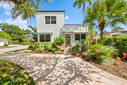 1555 MONROE Street Hollywood FL 33020