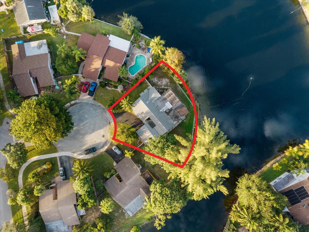 VILLAGES OF HILLSBORO SEC 1 - Residential