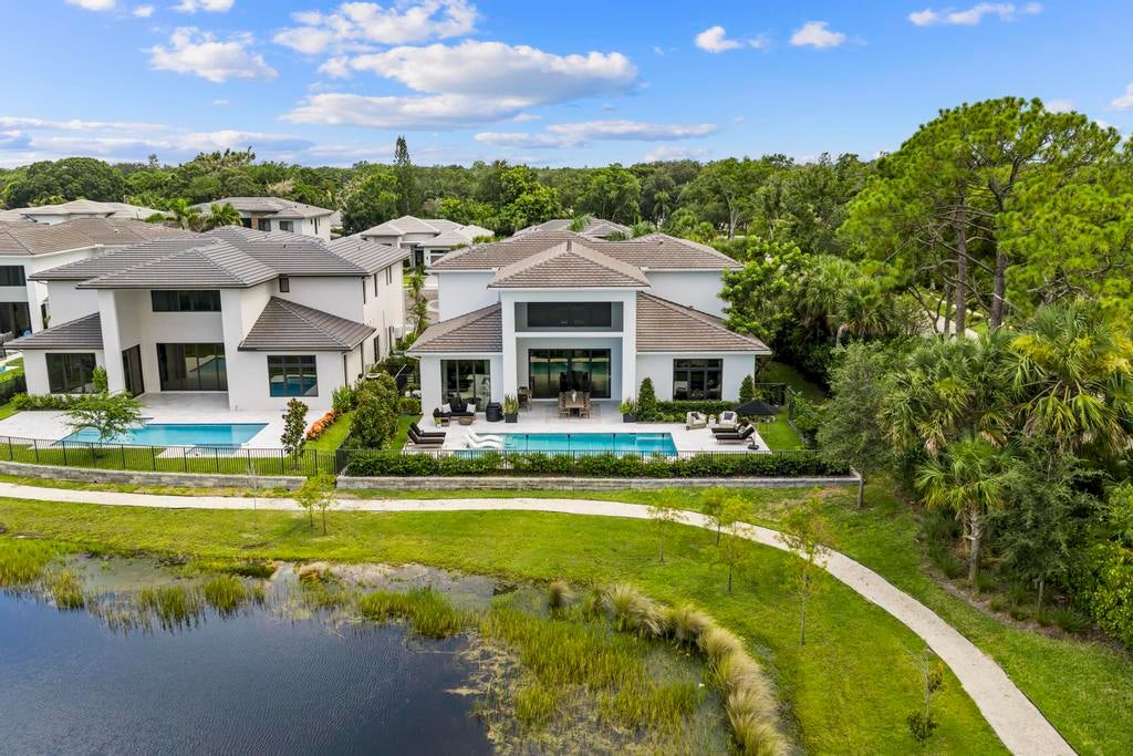 Photo of 18401 Symphony Court, Jupiter, FL 33458 (MLS # B26073219)