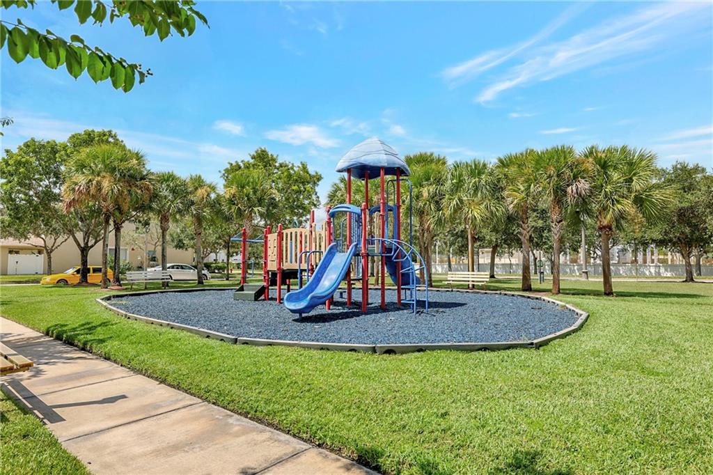 East Lake Village 02 - Residential