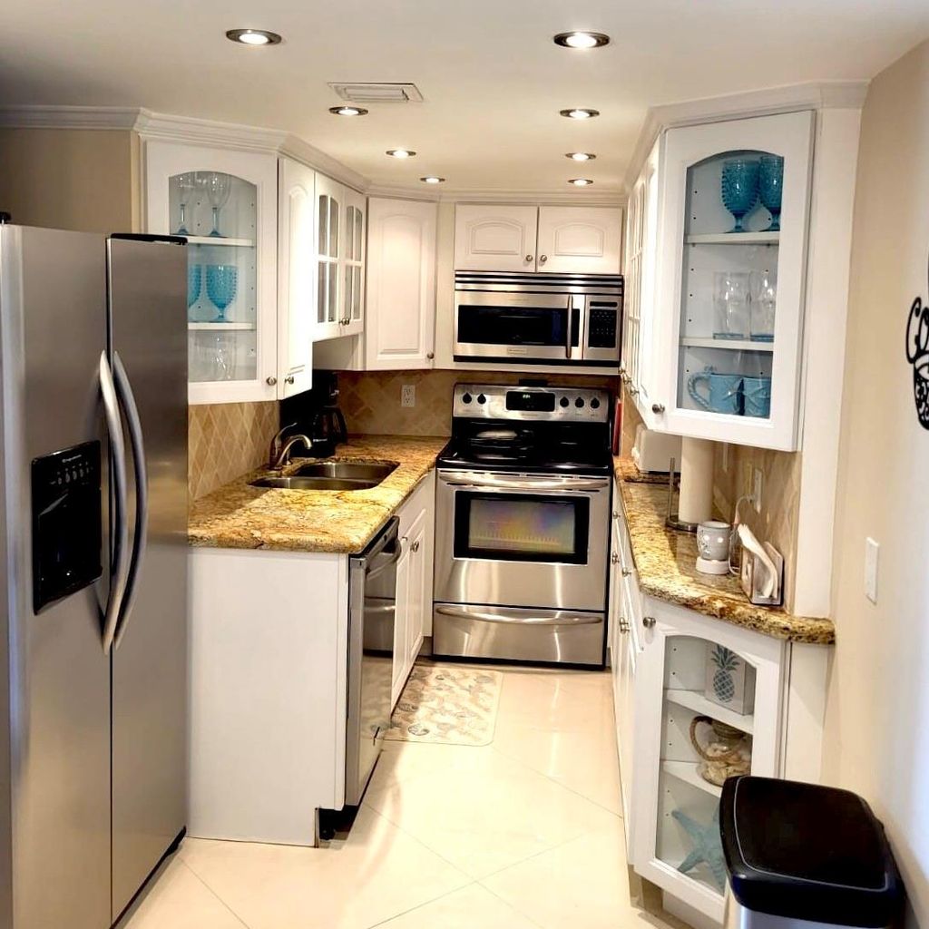 Photo of 1 Las Olas Circle #415, Fort Lauderdale, FL 33316 (MLS # F10537226)