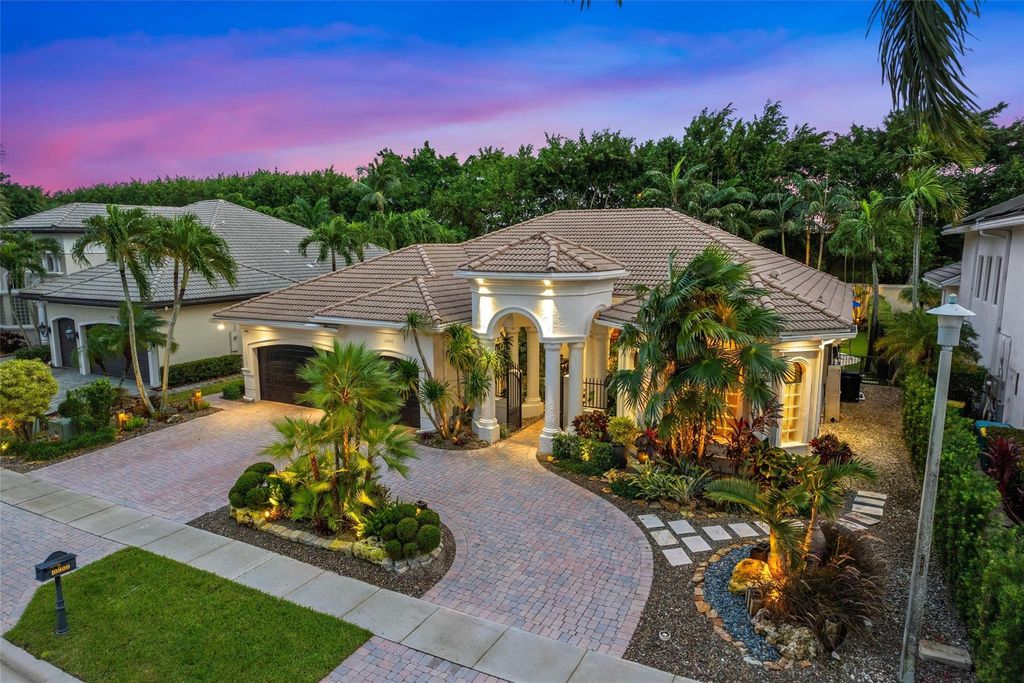 Photo of 10800 Blue Palm Street, Plantation, FL 33324 (MLS # F10469690)