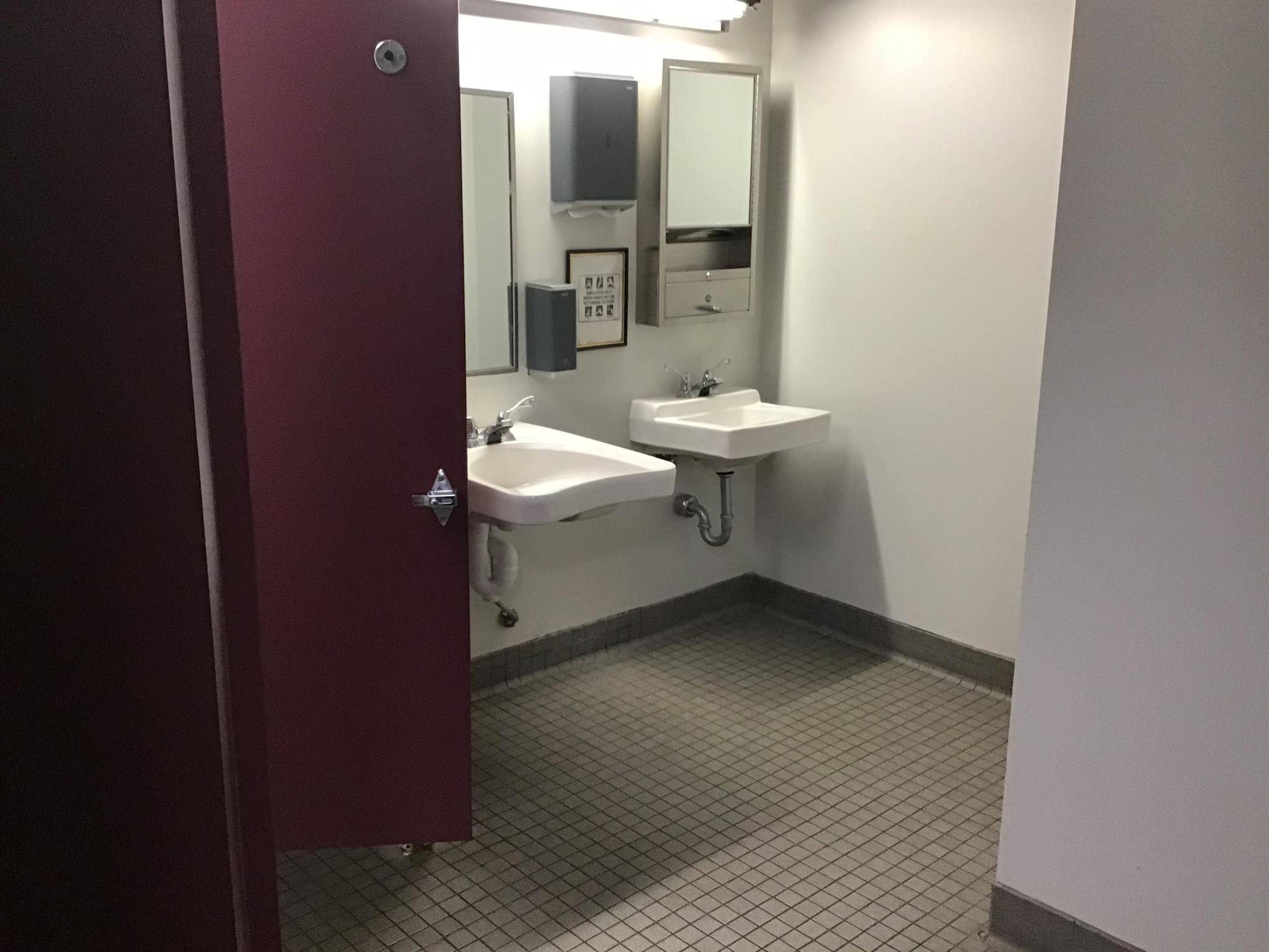 CARLTON'S ADDITION TO FOR - Commercial Sale