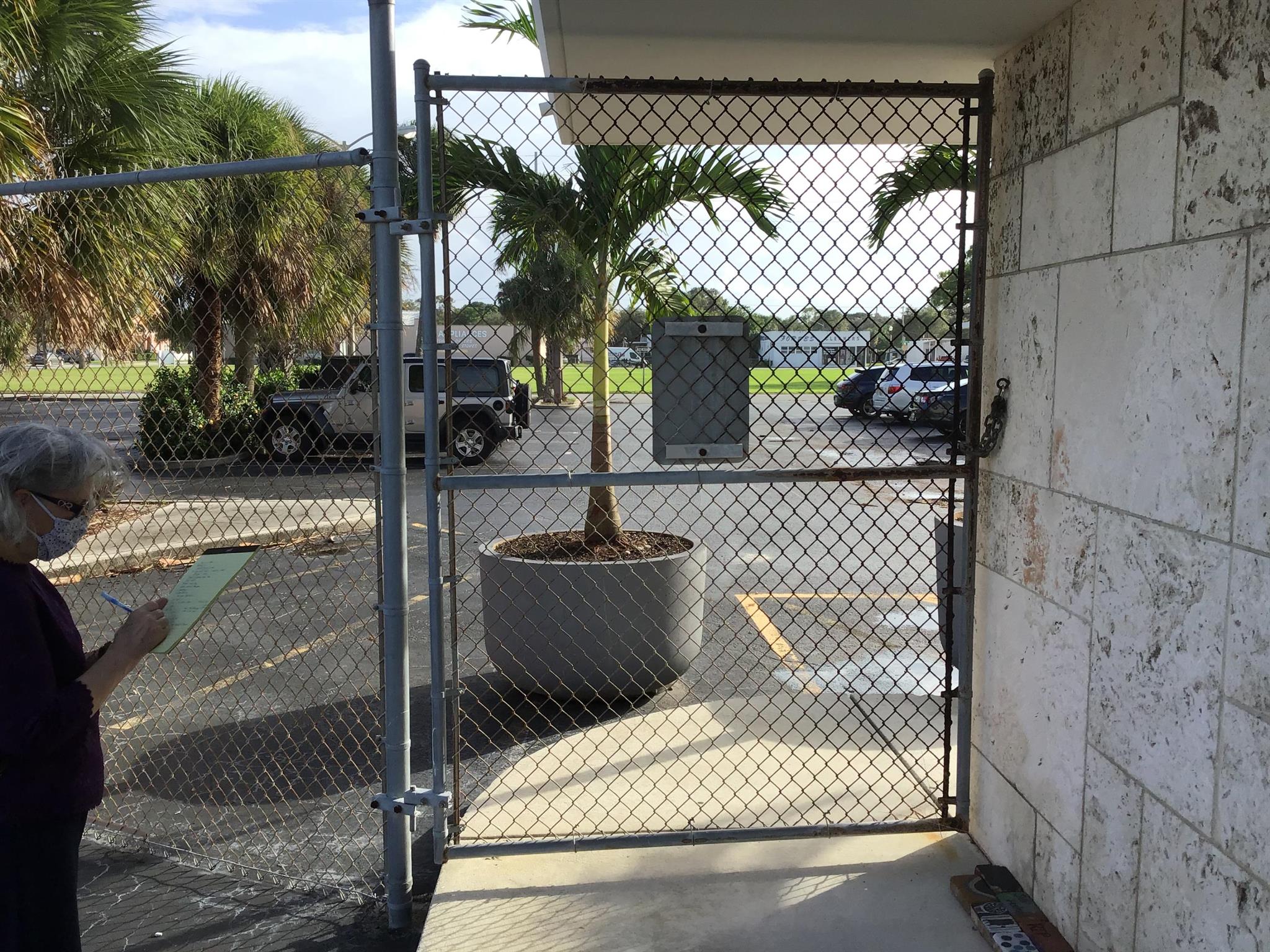 CARLTON'S ADDITION TO FOR - Commercial Sale