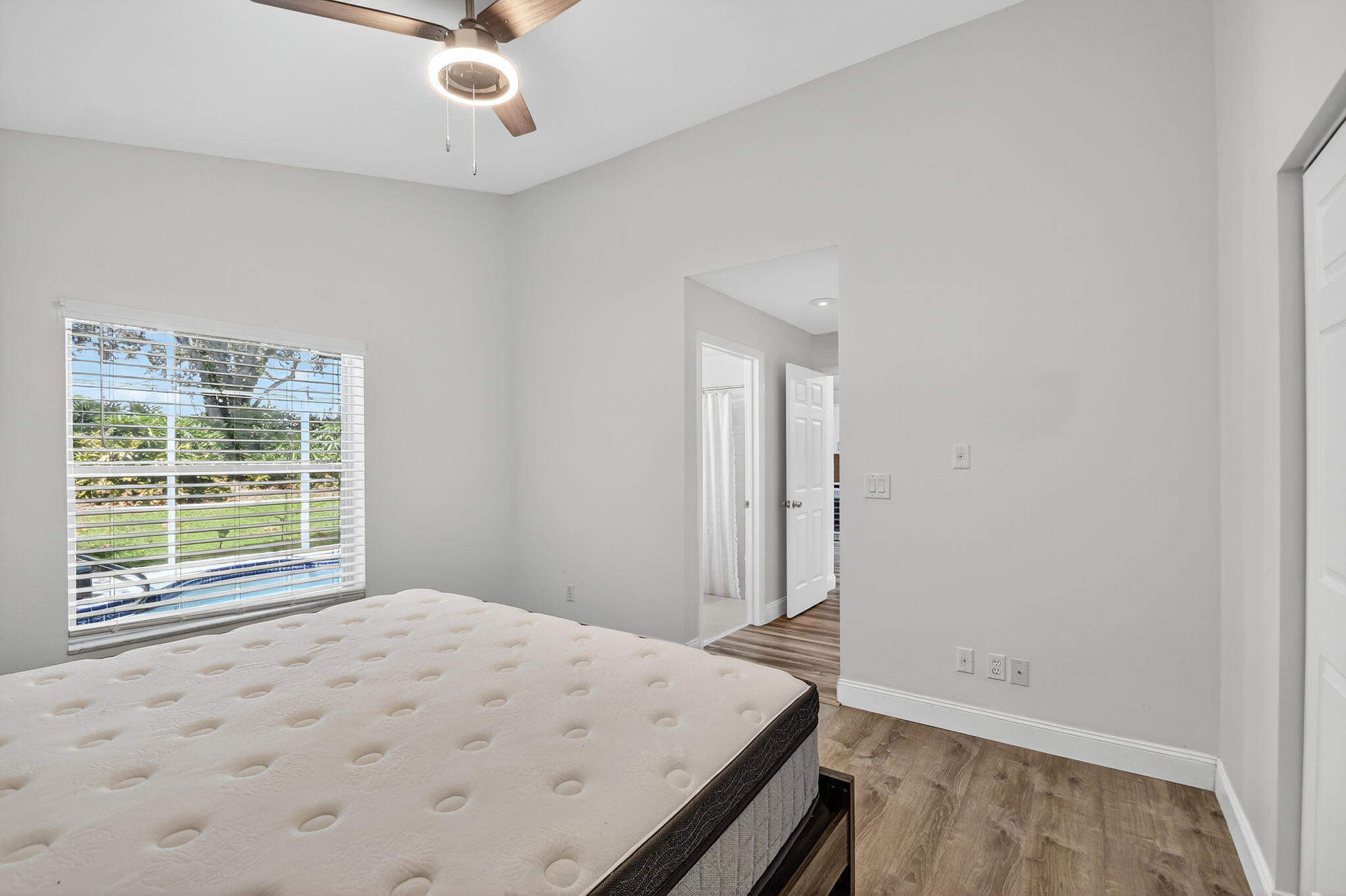 WELLINGTONS EDGE PAR 76 PH 1 - Residential Lease