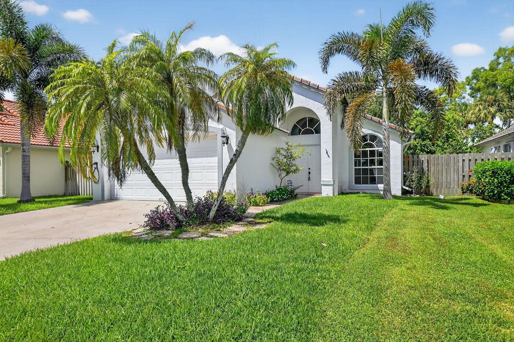 Photo of 1891 Oak Berry Circle, Wellington, FL 33414 (MLS # B26026307)