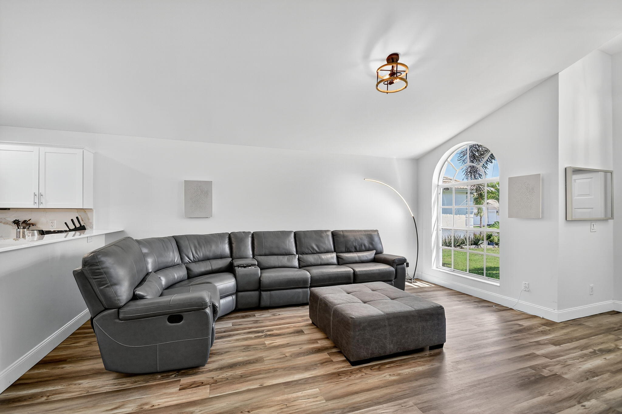 WELLINGTONS EDGE PAR 76 PH 1 - Residential Lease