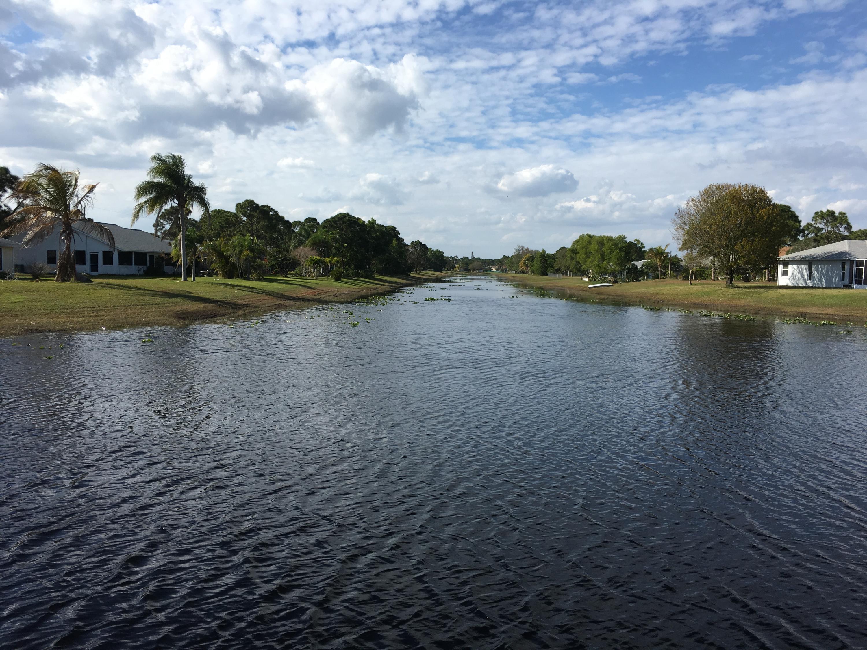 PORT ST LUCIE SECTION 40 - Land