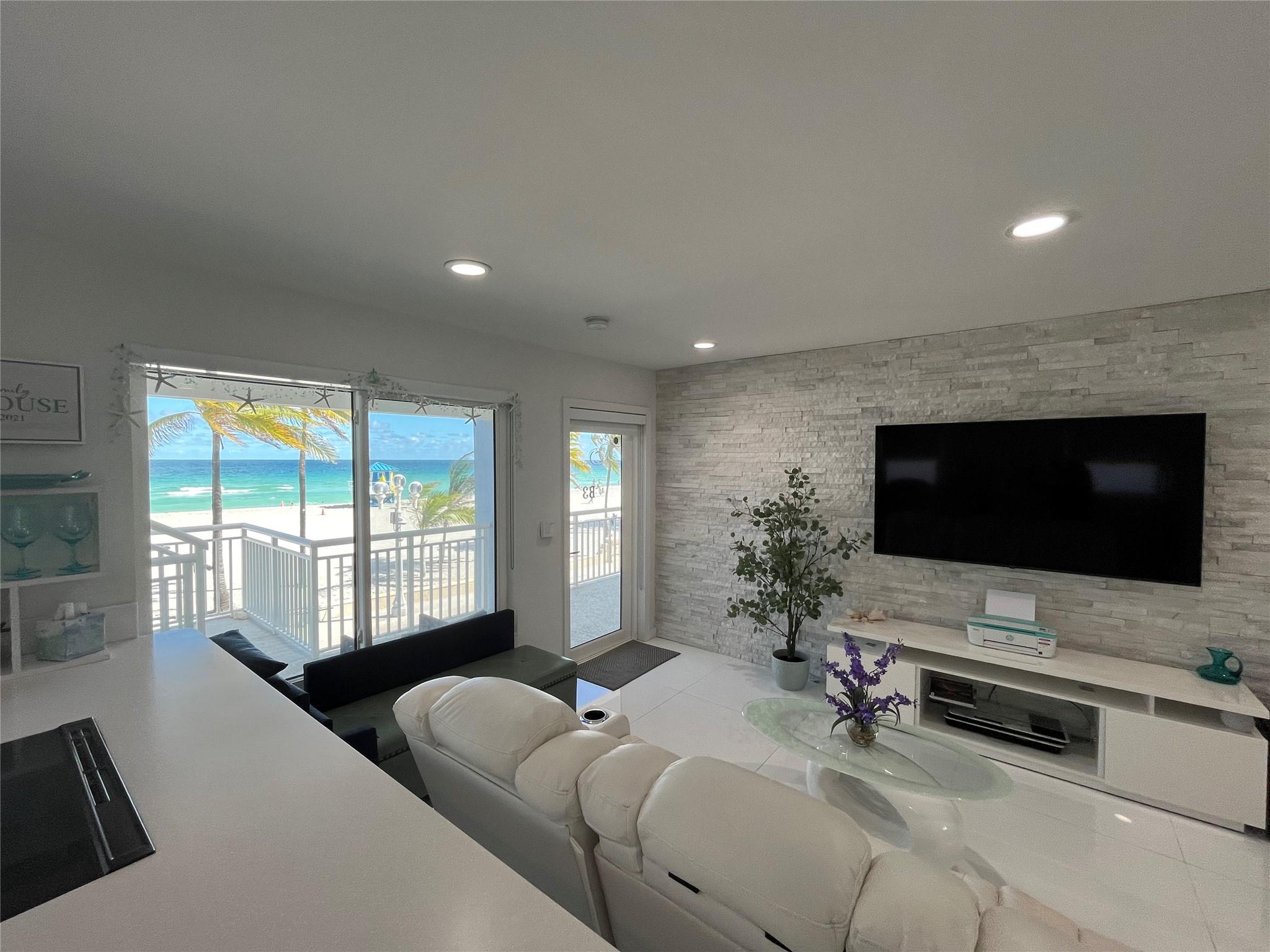 VIRGINIA ST CO-OP - Residential