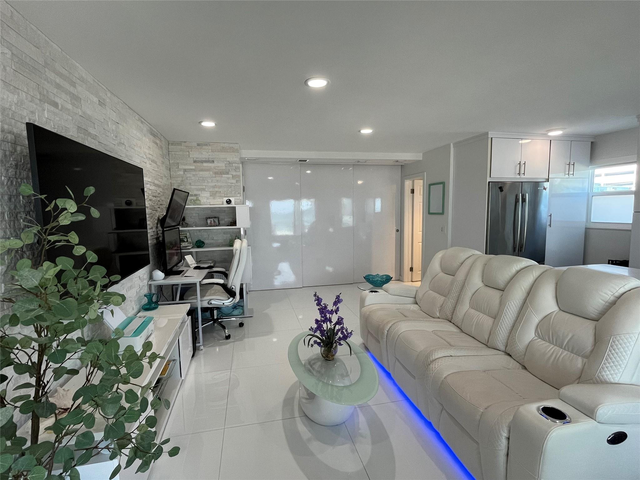 VIRGINIA ST CO-OP - Residential