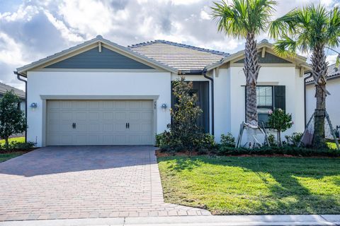 A home in Port St Lucie