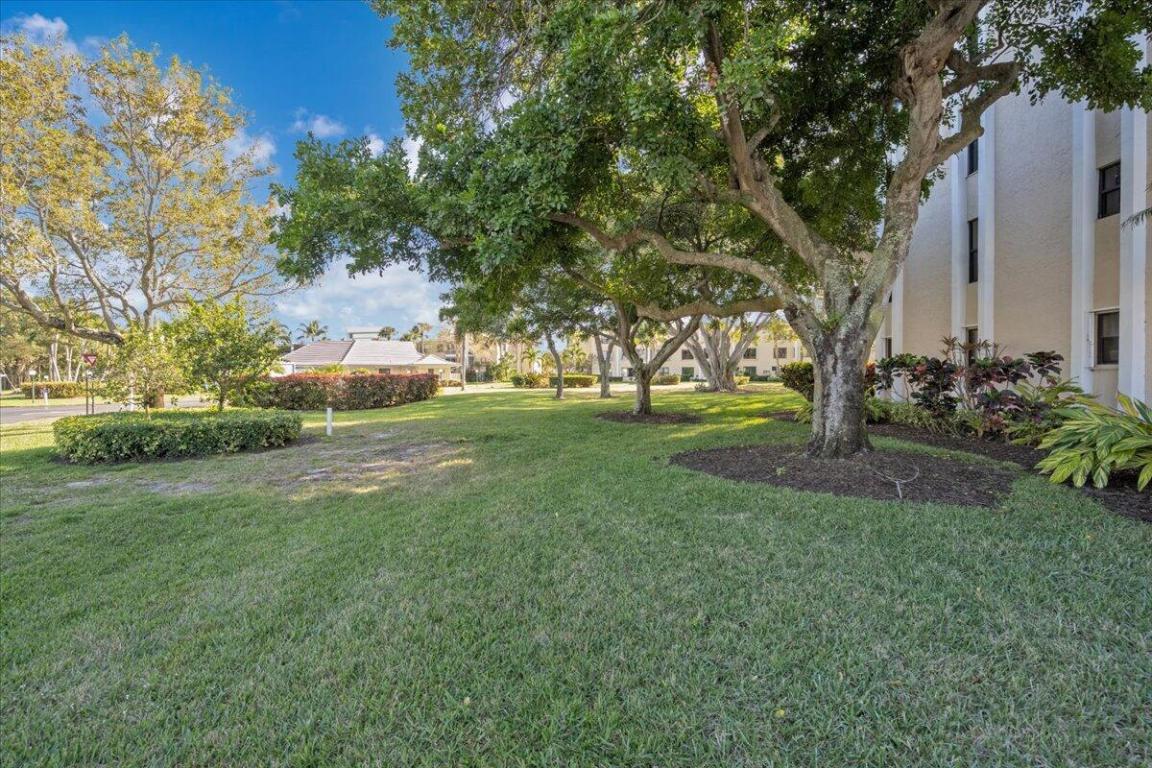 OCEAN PARKS CONDO - Residential