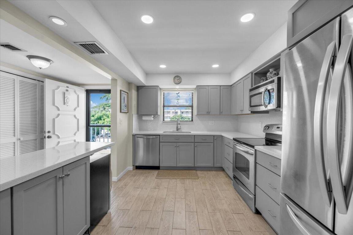 OCEAN PARKS CONDO - Residential