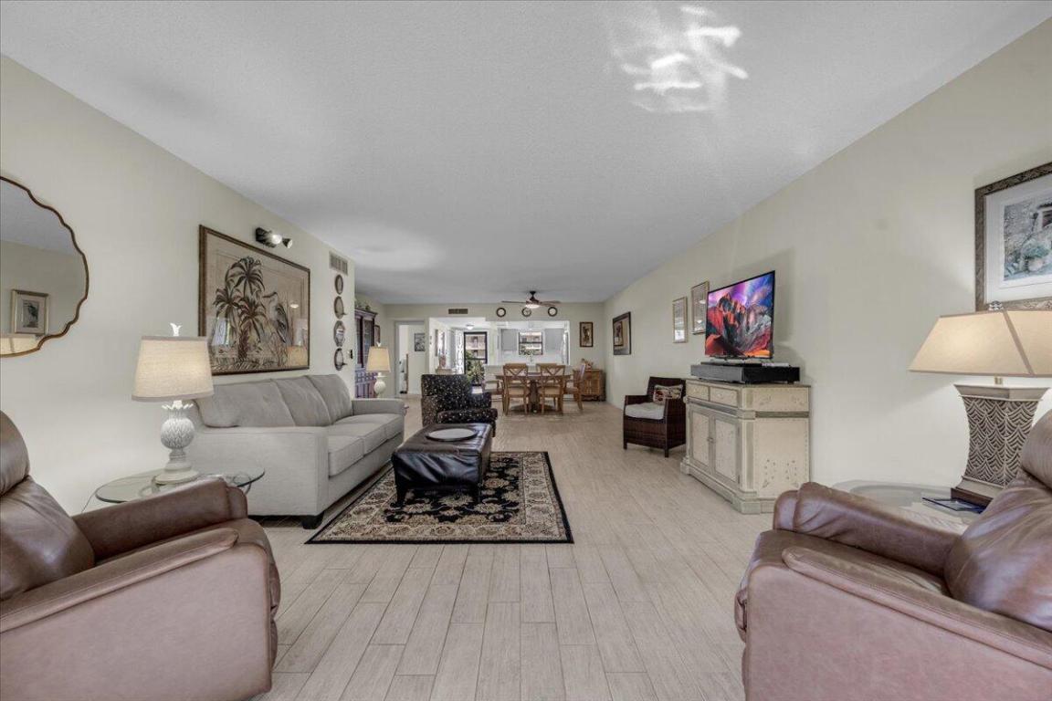 OCEAN PARKS CONDO - Residential