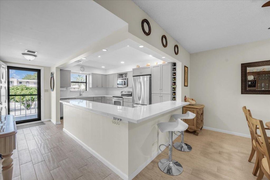 Photo of 300 N Highway A1a #305i, Jupiter, FL 33477 (MLS # R11156662)