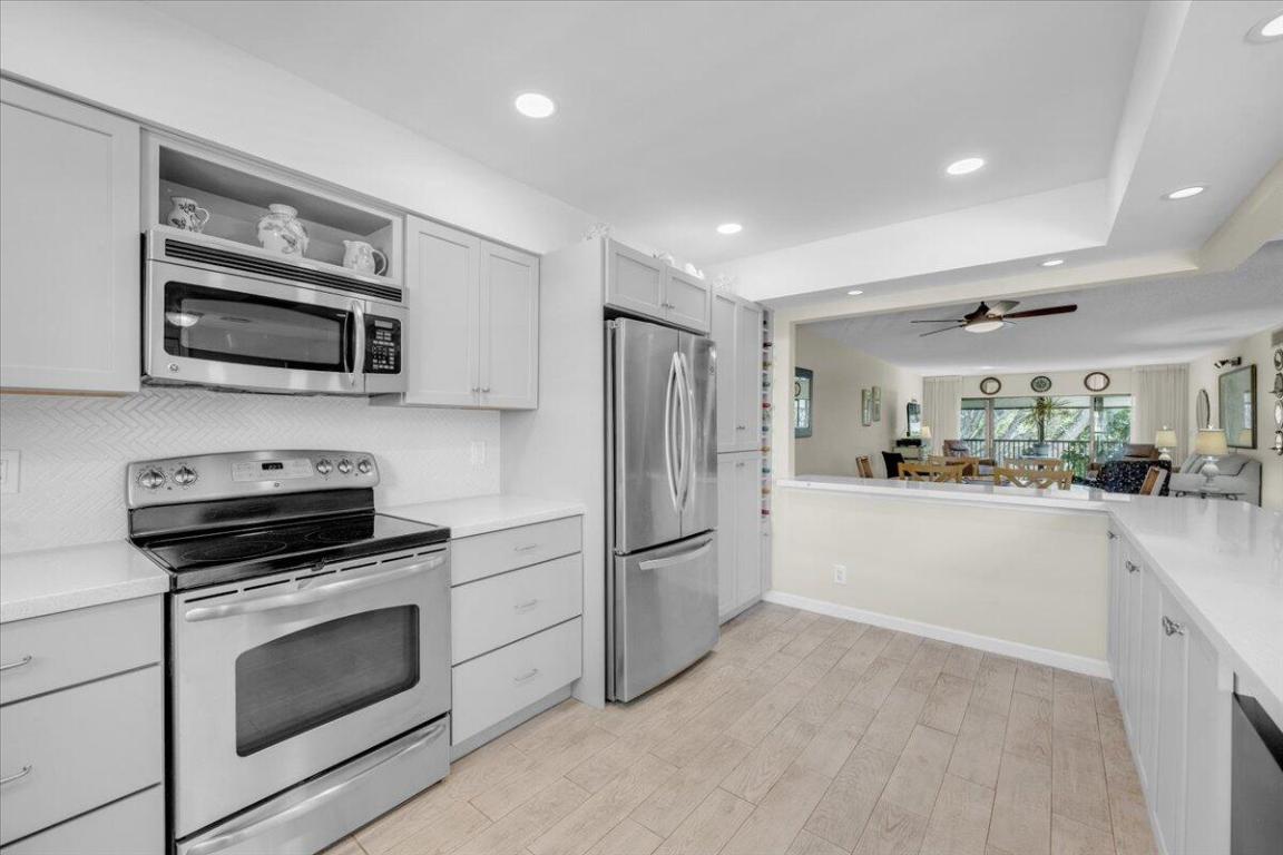 OCEAN PARKS CONDO - Residential