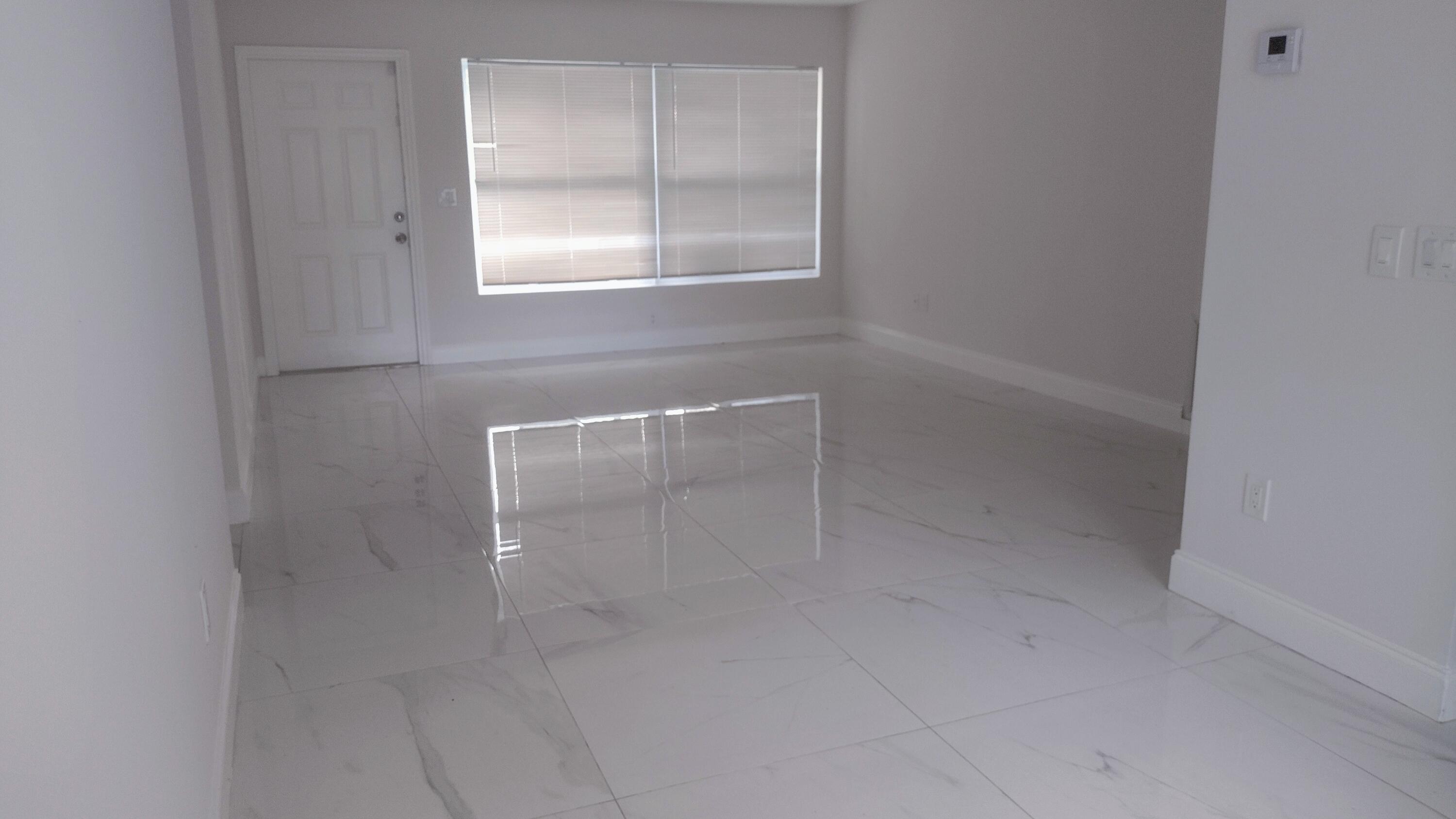 SANDALFOOT COVE SEC 2 - Residential Lease