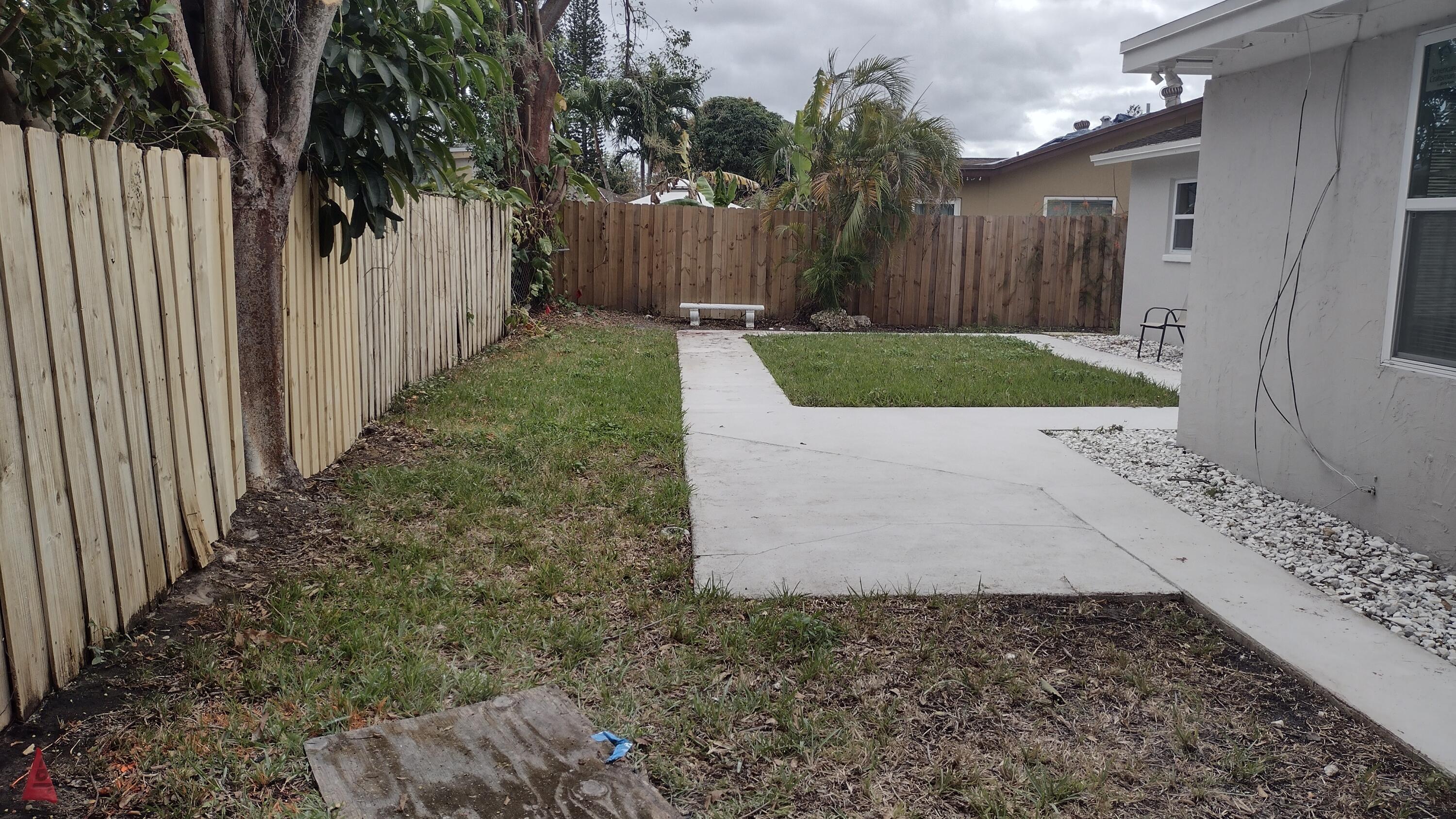 SANDALFOOT COVE SEC 2 - Residential Lease