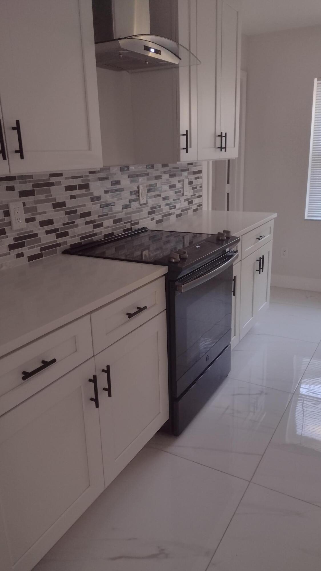 SANDALFOOT COVE SEC 2 - Residential Lease