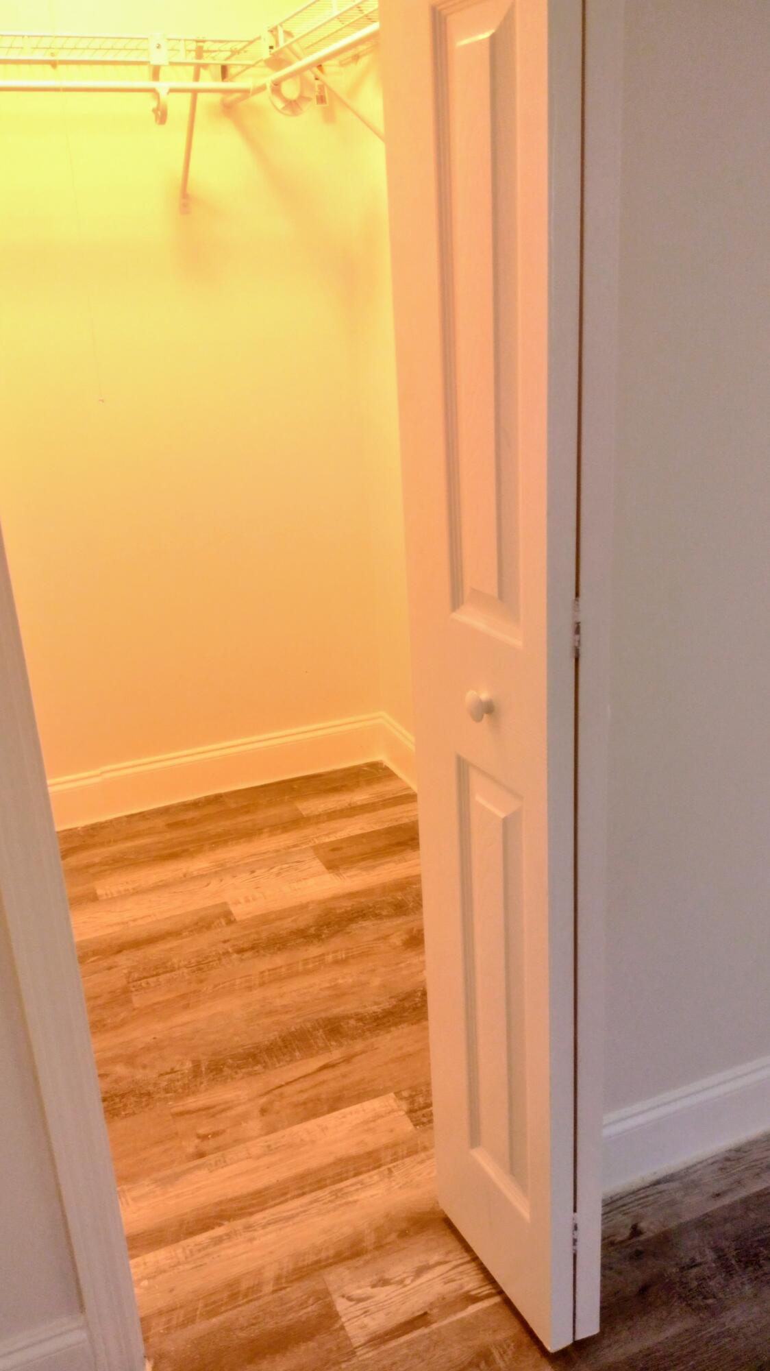 SANDALFOOT COVE SEC 2 - Residential Lease