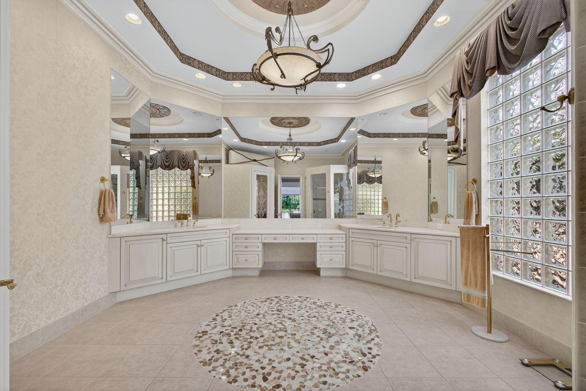 MIRASOL PARADISIO - Residential