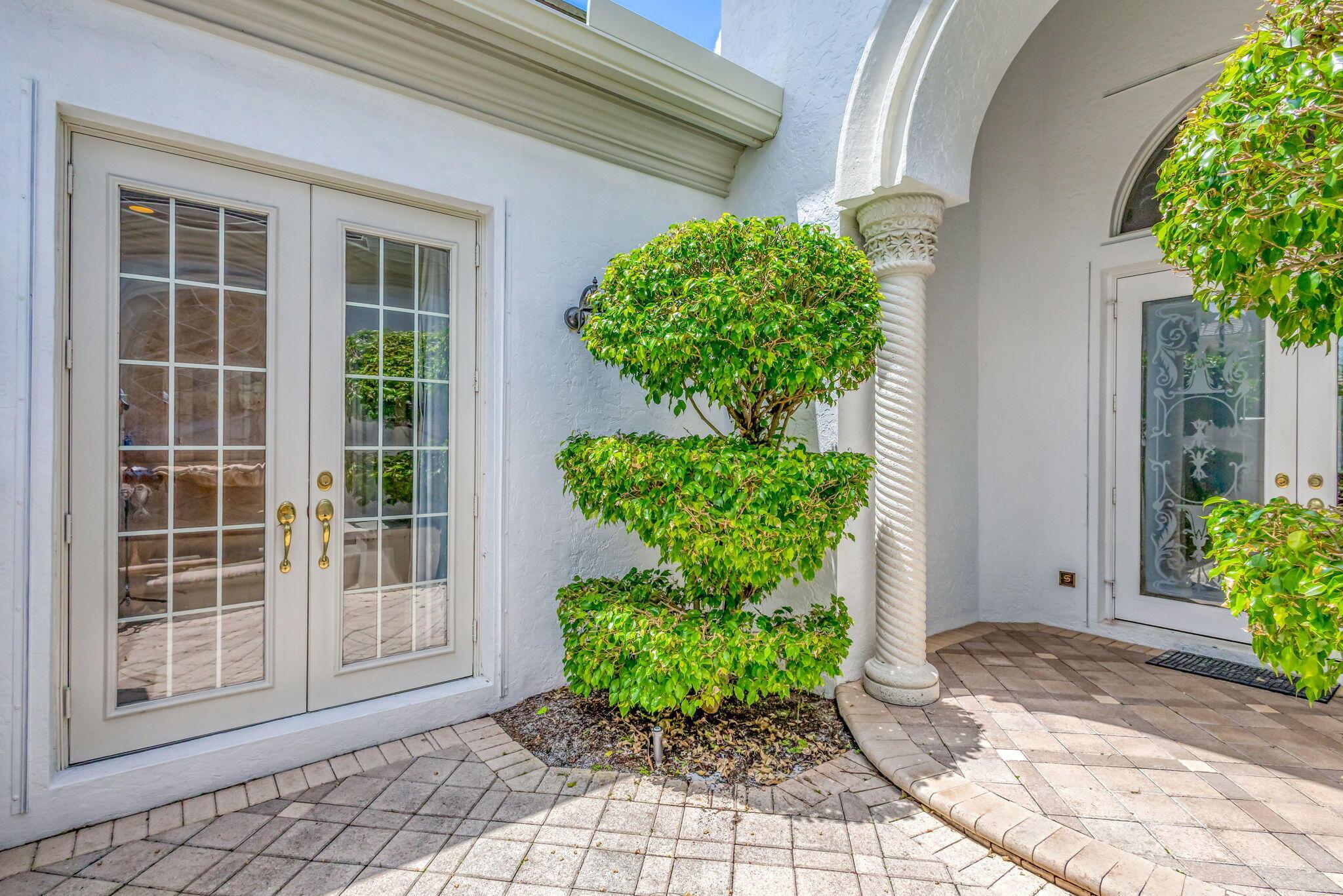 MIRASOL PARADISIO - Residential