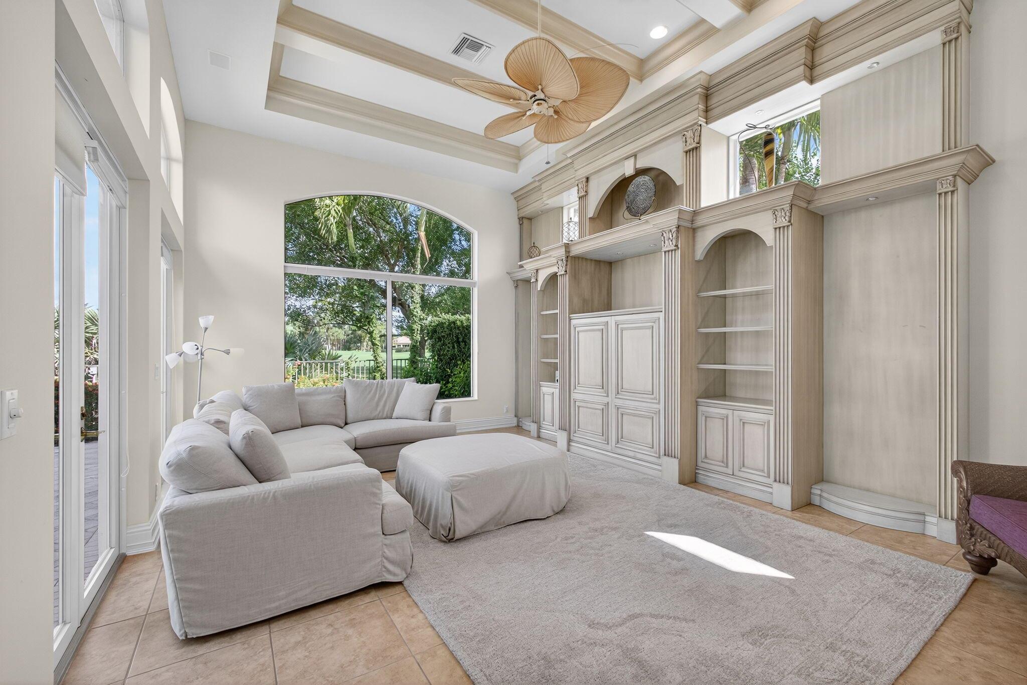 MIRASOL PARADISIO - Residential