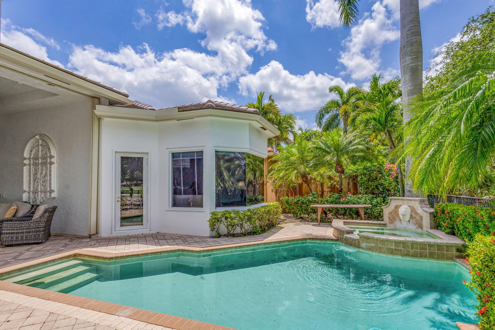 MIRASOL PARADISIO - Residential