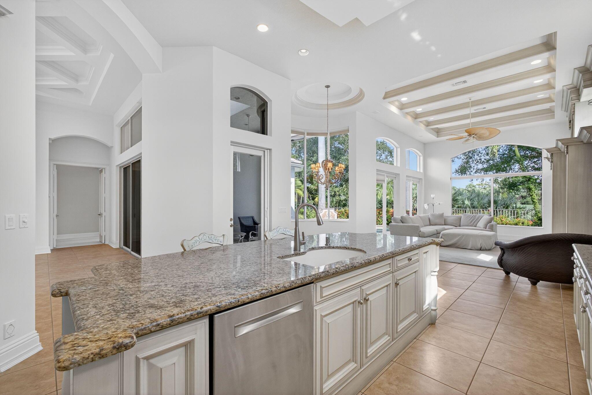 MIRASOL PARADISIO - Residential